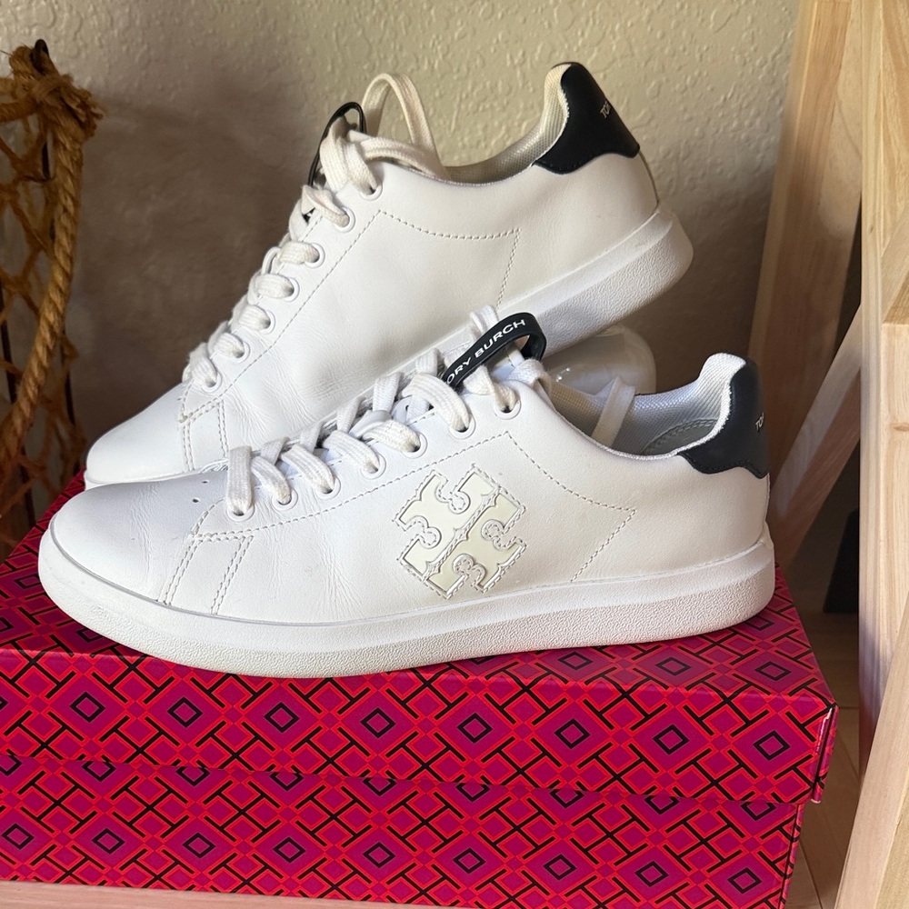 Tory Burch Howell Court Sneakers